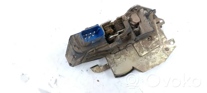 BMW 3 E36 Etuoven lukko 67111387607