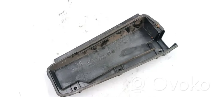 BMW 3 E36 Kita variklio skyriaus detalė 12521724639