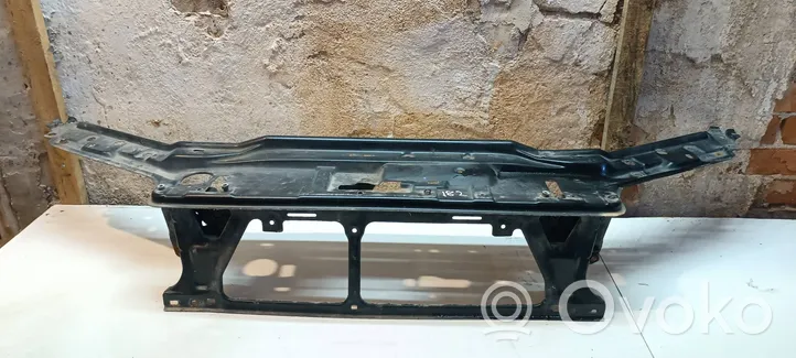 Volvo XC70 Panel mocowania chłodnicy 