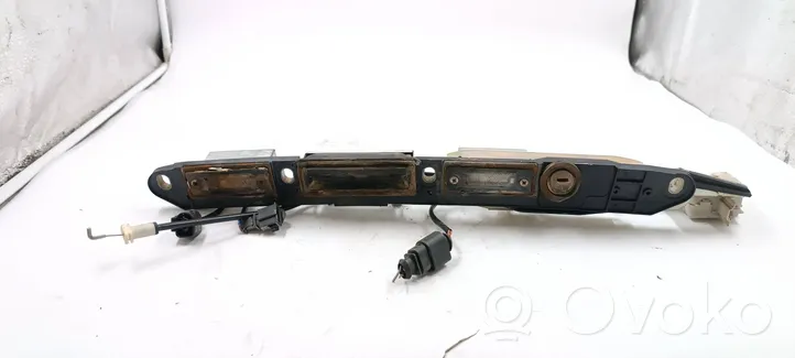 Volkswagen PASSAT B5.5 Trunk door license plate light bar 3B5827297