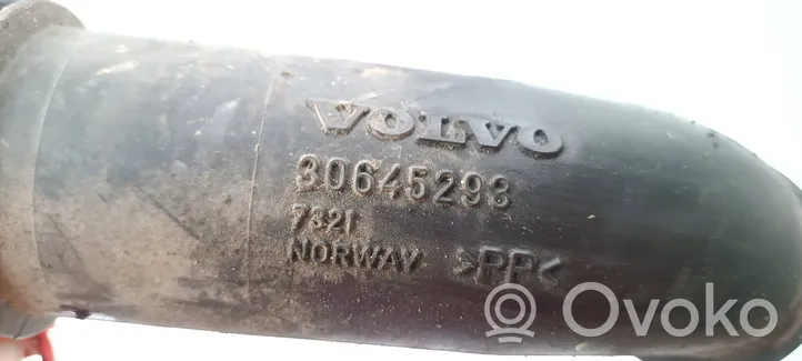 Volvo XC70 Tube d'admission de tuyau de refroidisseur intermédiaire 30645293