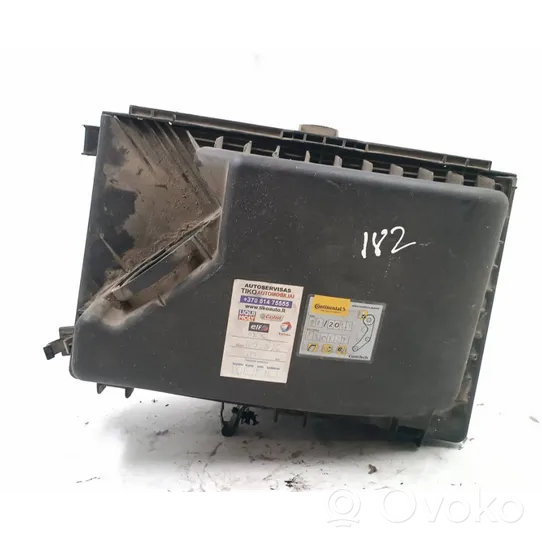 Volvo XC70 Boîtier de filtre à air 8649673