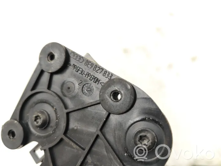 Audi A4 S4 B6 8E 8H Motorino di blocco/chiusura del portellone del bagagliaio 8E9827833