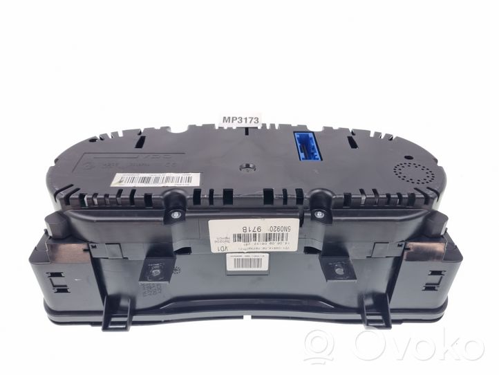 Volkswagen Tiguan Compteur de vitesse tableau de bord 5N0920971B