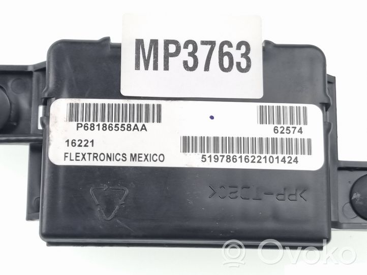 Chrysler Pacifica Unidad de control de la antena P68186558AA