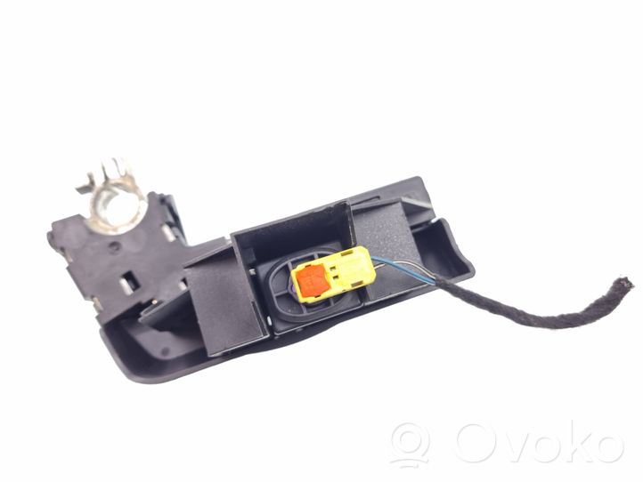 Audi A4 S4 B7 8E 8H Câble de batterie positif 8J0915459