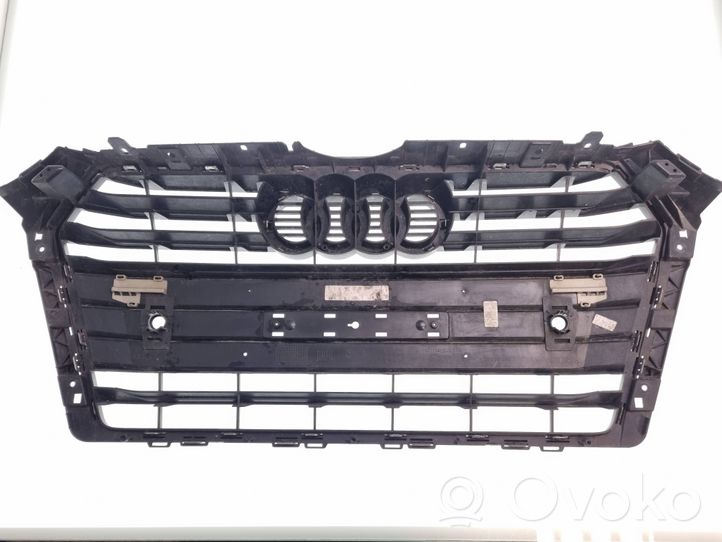 Audi A4 S4 B9 Griglia anteriore 8W0853651BM