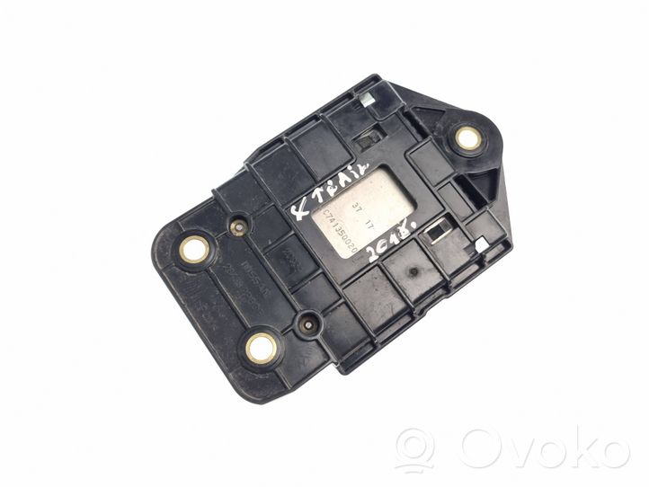 Nissan X-Trail T32 Blind spot control module 284k16fl2a