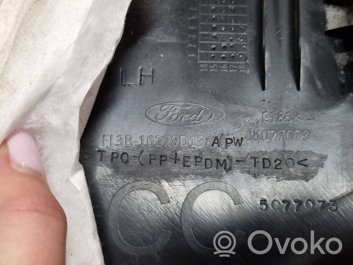 Ford F150 C-pilarin verhoilu FL3B16278D13