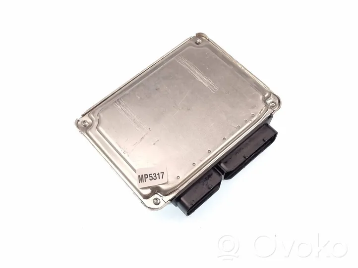 Volkswagen Transporter - Caravelle T5 Calculateur moteur ECU 06A906012AC