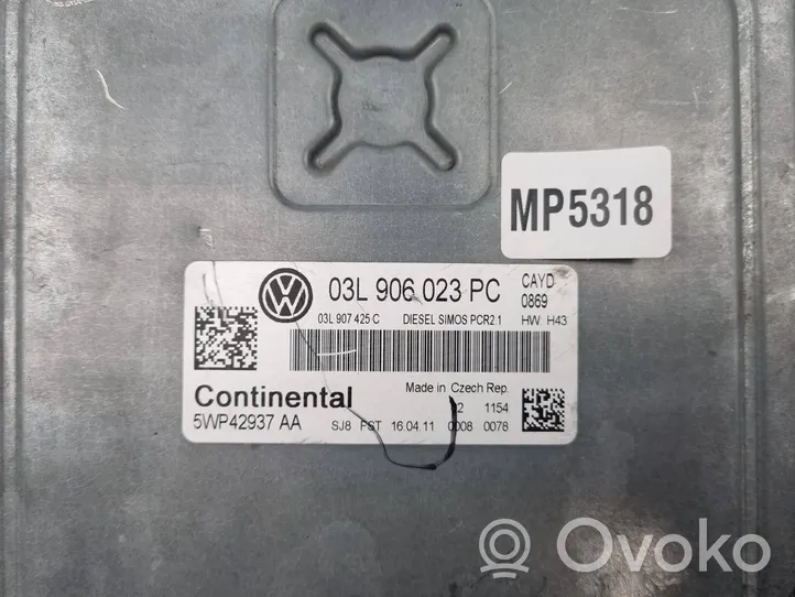 Volkswagen Caddy Sterownik / Moduł ECU 03L906023PC