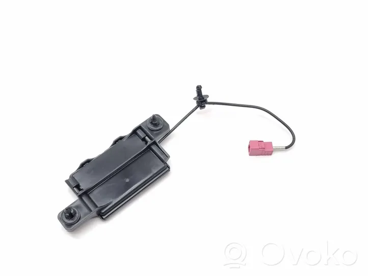 Chrysler Pacifica Antennin ohjainlaite P68186558AA