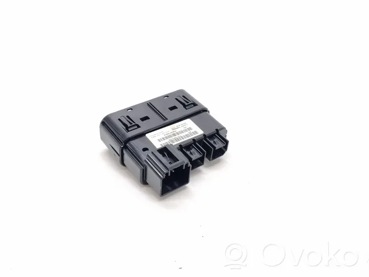 Chrysler Pacifica USB-pistokeliitin P68507368AA