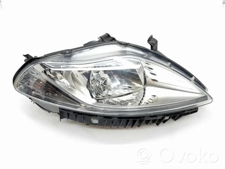 Lancia Ypsilon Lampa przednia 51850554