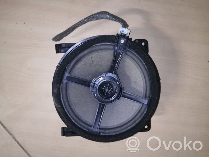 Volvo S60 Parcel shelf speaker 8633574