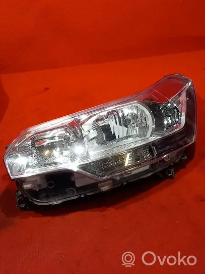 Citroen C5 Lampa przednia 9672694180