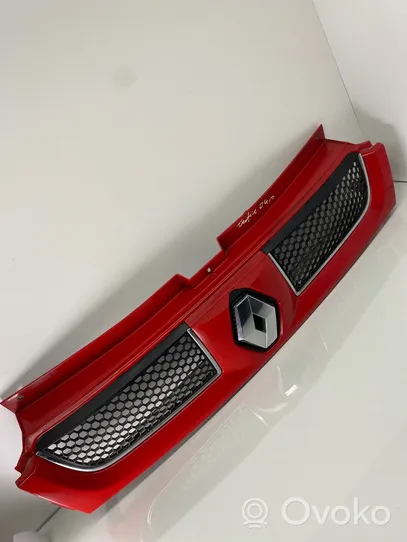 Renault Trafic II (X83) Grille calandre supérieure de pare-chocs avant 7700313438