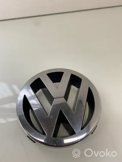 Volkswagen Polo Valmistajan merkki/logo/tunnus 1J5853601