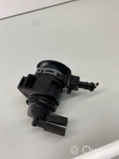 Renault Megane II Turbo solenoid valve 8200575400