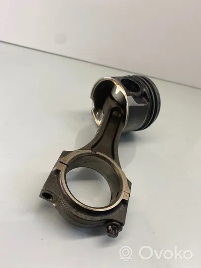 Mazda 6 Piston avec bielle R2AA