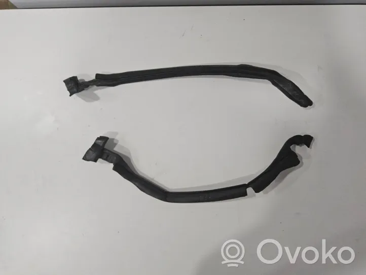 BMW 4 F32 F33 Supporto/guarnizione in poliuretano espanso del parafango 7322913