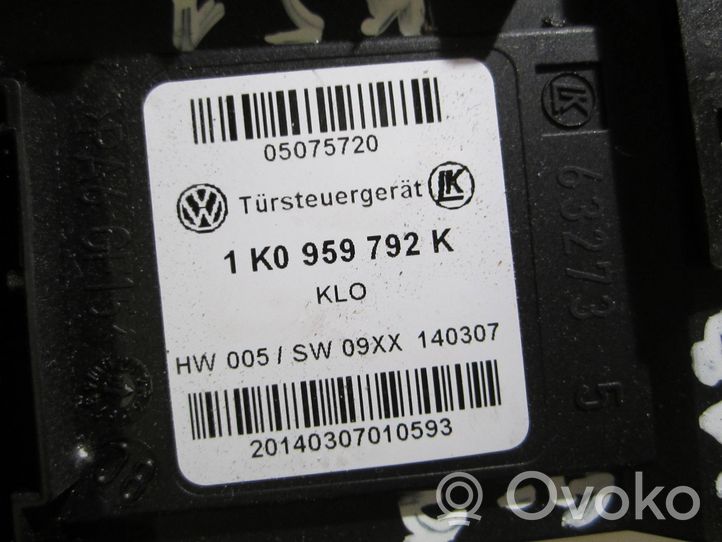 Volkswagen Golf V Etuoven ikkunan nostomoottori 1K0959702N