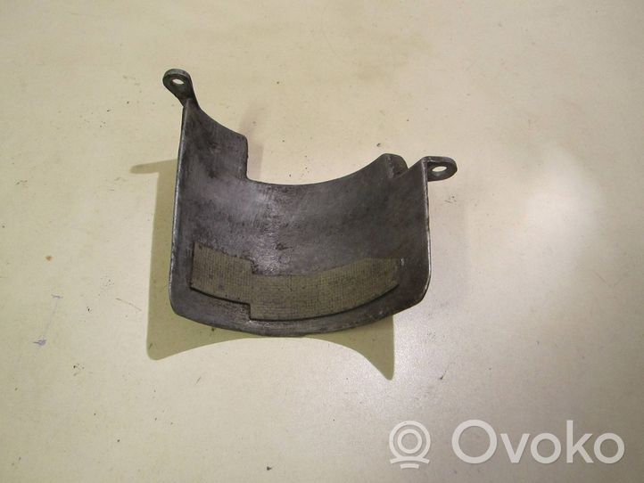 Volkswagen PASSAT B5 Exhaust heat shield 8D0407722A