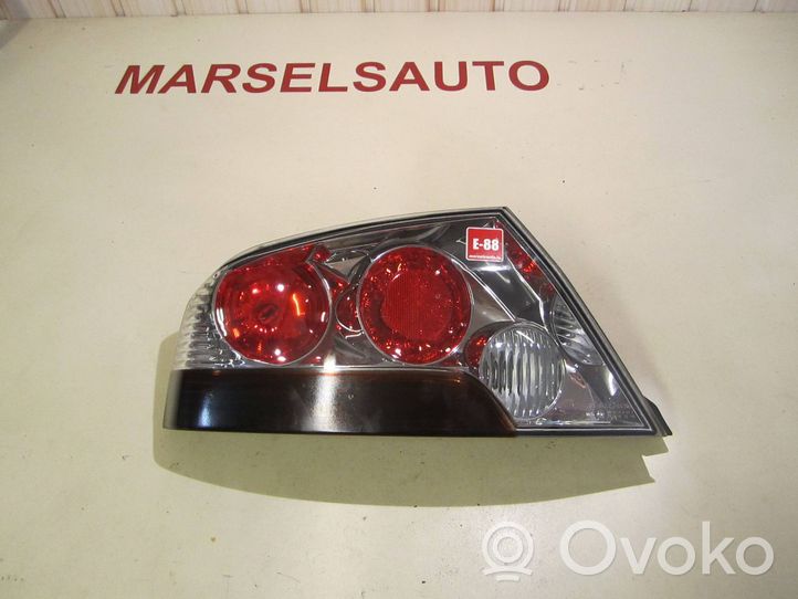 Mitsubishi Lancer Evolution Lampa tylna 0102000200