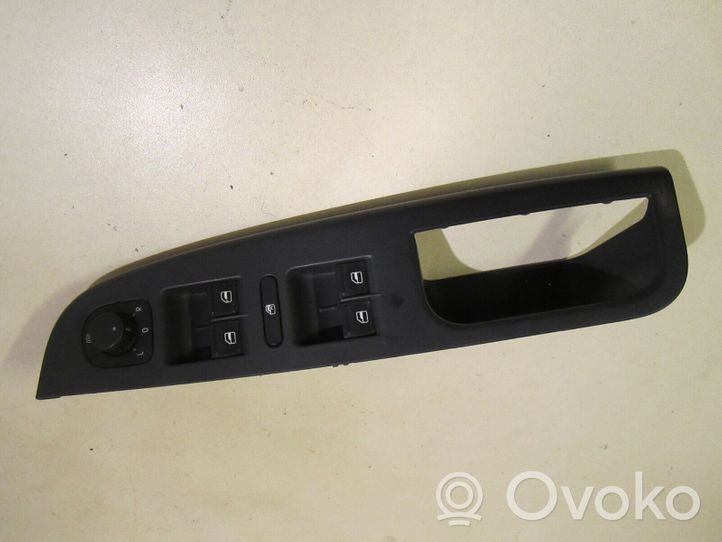 Volkswagen Golf V Interruttore di controllo dell’alzacristalli elettrico 1K4868049C