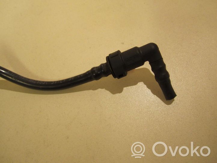 Volkswagen Touran I Tuyau d'alimentation conduite de carburant 1T0201293F