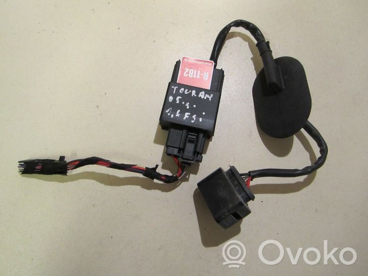 Volkswagen Touran I Fuel injection pump control unit/module 1T0906093B