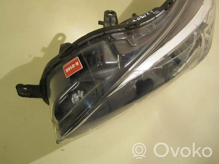 Subaru XV II Lampa przednia 84001FL050