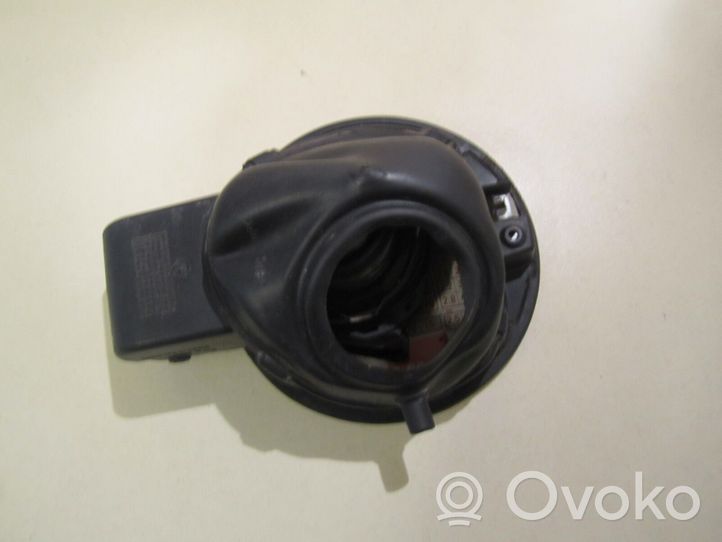 Audi A2 Bouchon, volet de trappe de réservoir à carburant 8Z0809905A