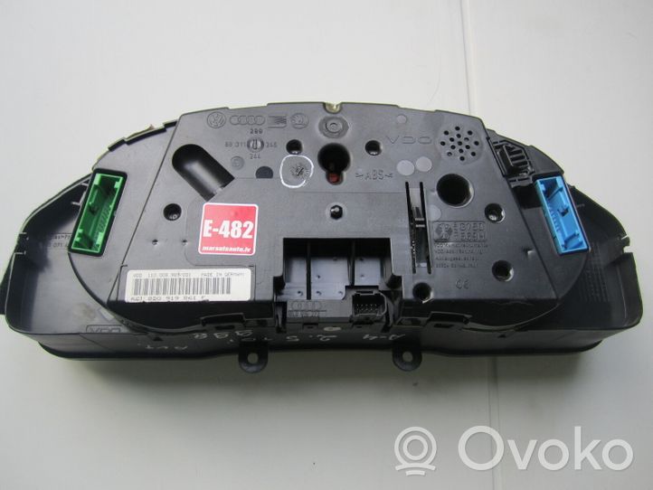 Audi A4 S4 B5 8D Compteur de vitesse tableau de bord 