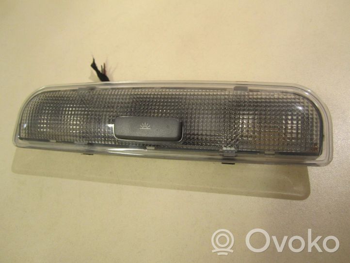 Audi A3 S3 8P Lampka podsufitki tylna 8P0947111A