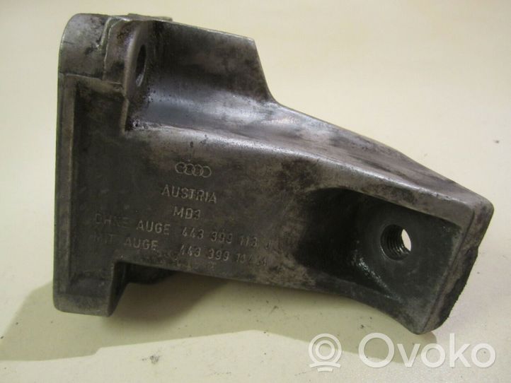 Audi 200 Supporto di montaggio scatola del cambio 443399113J