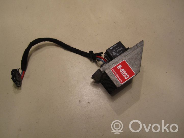 Audi A2 Heater blower motor/fan resistor 1J0971838