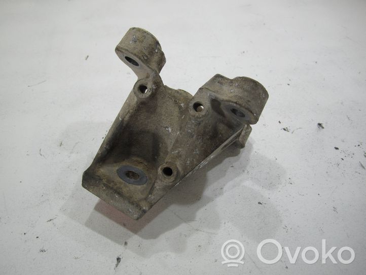 Audi A6 S6 C6 4F Supporto di montaggio del motore (usato) 4F0199307L