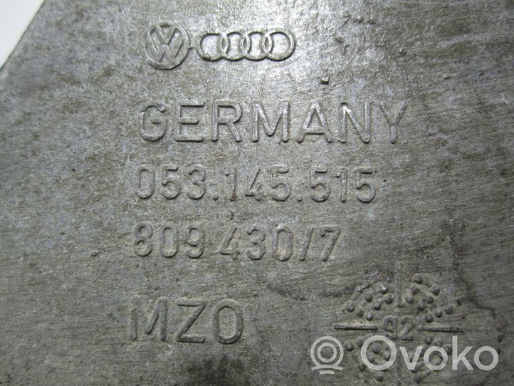 Audi 80 90 S2 B4 Ohjaustehostimen pumpun kannake 053145515