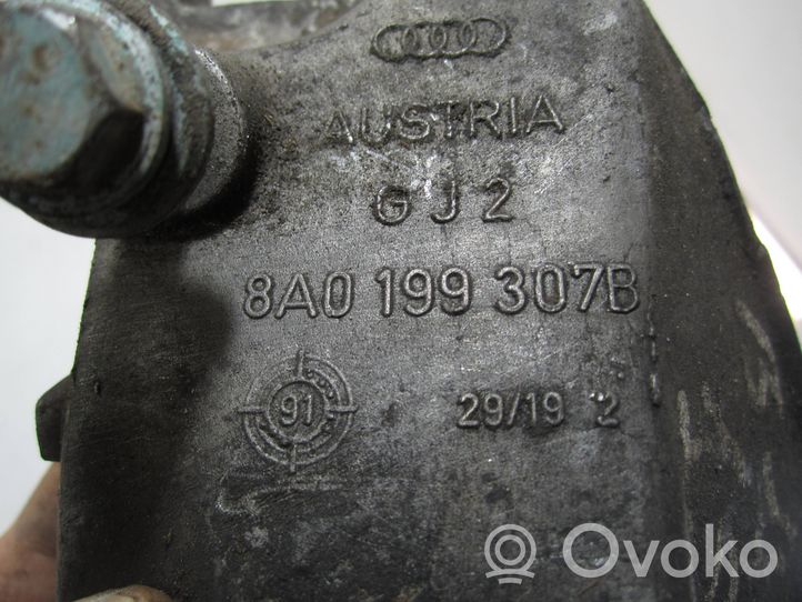 Audi 80 90 S2 B4 Łapa / Mocowanie silnika 8A0199307B