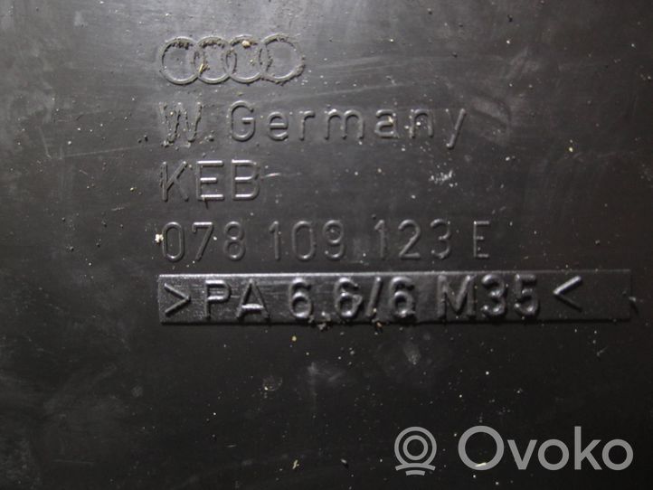 Audi A6 S6 C4 4A Osłona paska / łańcucha rozrządu 078109123E