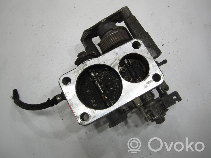 Audi 80 90 S2 B4 Valvola a farfalla 037061R