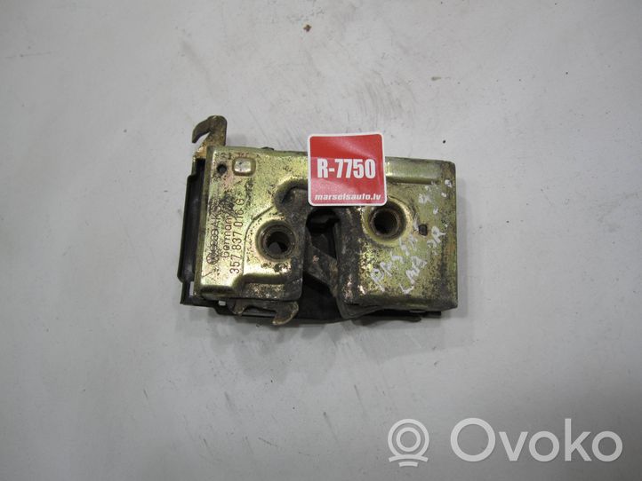 Volkswagen PASSAT B4 Front door lock 357837016G