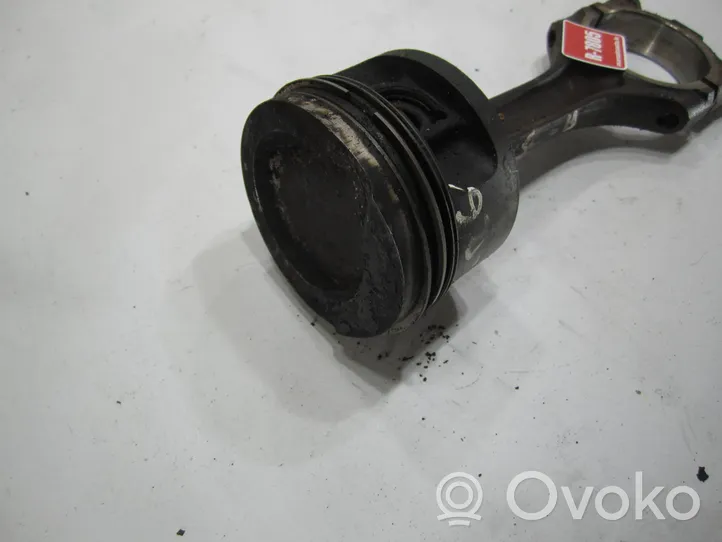 Volkswagen Golf III Piston with connecting rod VR6