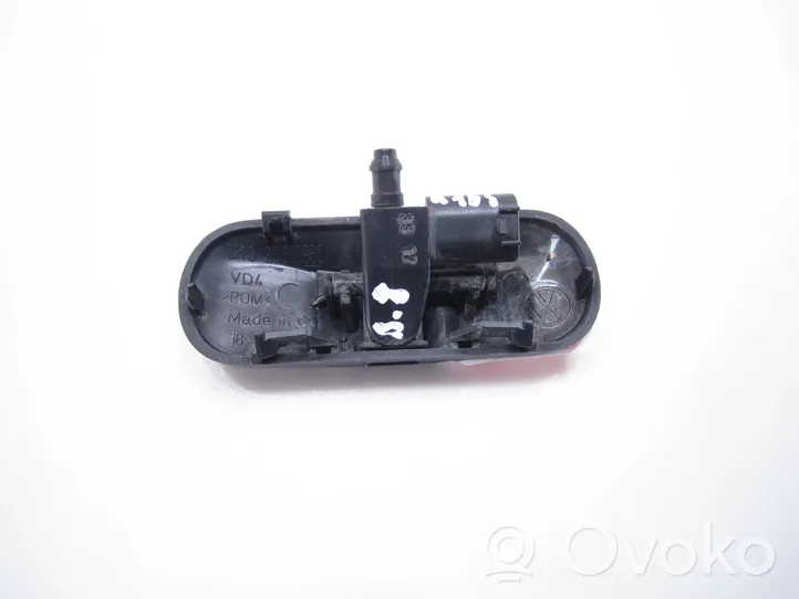 Volkswagen PASSAT B8 Windshield washer spray nozzle 5M0955986C