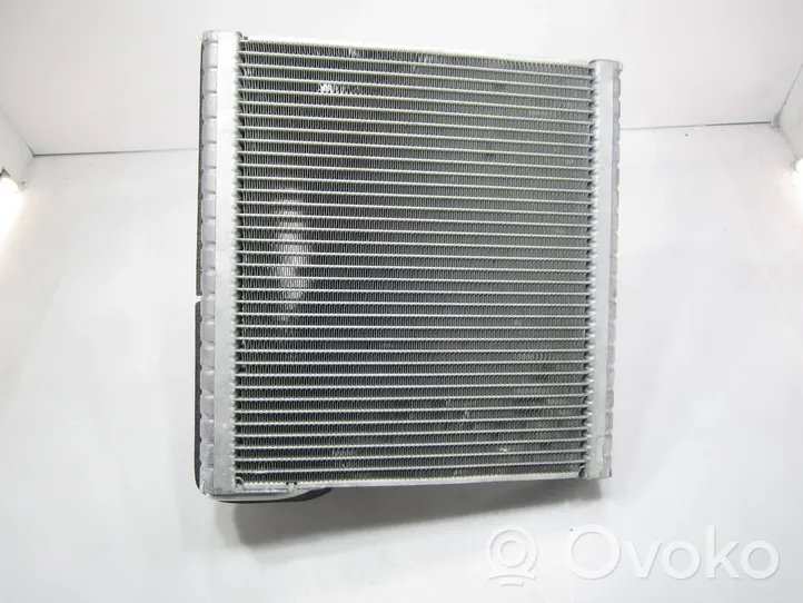 Volkswagen PASSAT B8 Gaisa kondicioniera radiators (salonā) 5Q1816105D