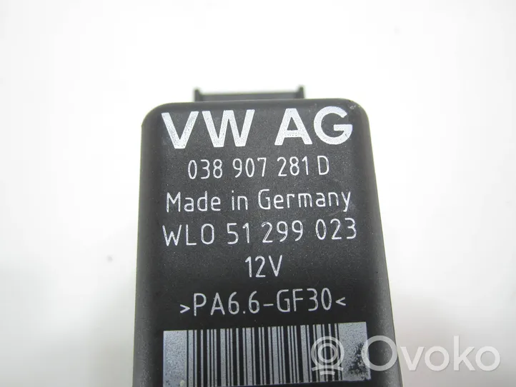 Volkswagen Touran I Žvakių pakaitinimo rėlė 038907281D