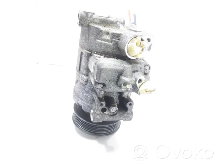 Audi A4 S4 B8 8K Ilmastointilaitteen kompressorin pumppu (A/C) 8K0260805E