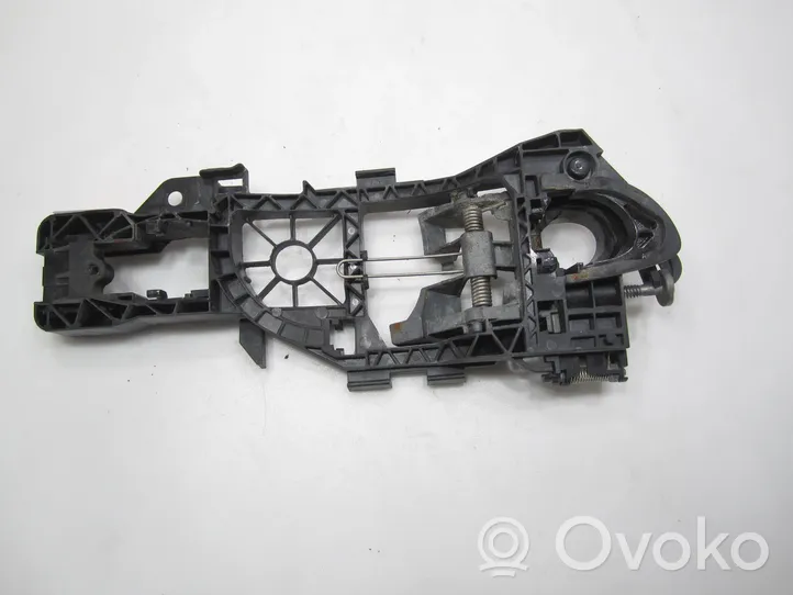 Volkswagen PASSAT B7 Rear door exterior handle/bracket 3C0837886J