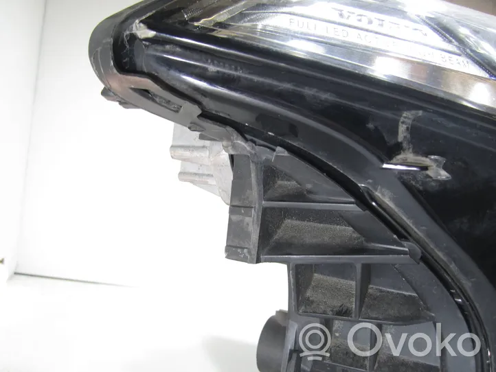 Volvo XC90 Phare frontale 32228297